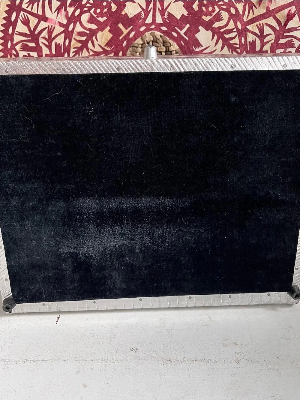 Vintage embossed Decorative Silver tone Jewelry Box vanity